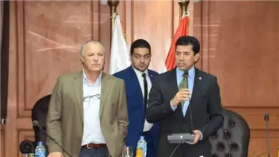 وزير الرياضة ينعى شقيق هاني أبو ريدة