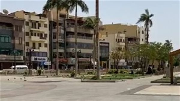 ساحة أبو الحجاج خاوية