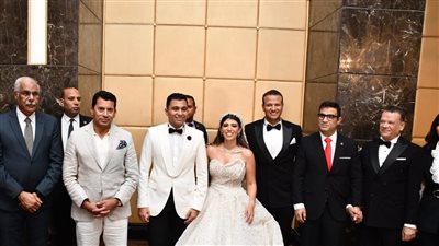 المستشار محمد عثمان يحتفل بزفاف ابنته وسط لفيف من نجوم الكرة والفن والمجتمع | صور