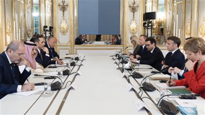 وزير الخارجية المصري ونظراؤه القطري والأردني والسعودي يبحثون مع ماكرون وقف الحرب على غزة