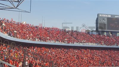 جماهير الأهلي تملأ مدرجات ستاد القاهرة قبل انطلاق نهائي إفريقيا أمام الترجي |صور