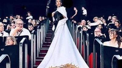 بسبب صورة المسيح.. طرد الممثلة ماسيل تايراس من مهرجان كان | صور