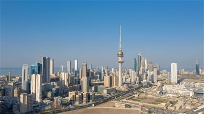 طقس الكويت اليوم.. يظل حارًا حتى في ساعات الليل