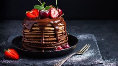 حلو في السريع.. طريقة عمل البان كيك بالشوكولاتة