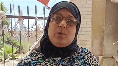 قصة كفاح بائعة أسماك بالبحيرة: شغالة بقالي 25 سنة ونفسي في شقة بدل الإيجار| بث مباشر 