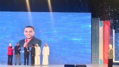 الطالب محمد حنفي حسن يفوز بالمركز الأول في مسابقة تحدي القراءة العربي