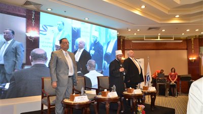 خلال مؤتمر لـ الإنجيلية.. أسامة الأزهري يقف دقيقة حدادا على روح الجندي المصري بعد استشهاده اليوم برفح