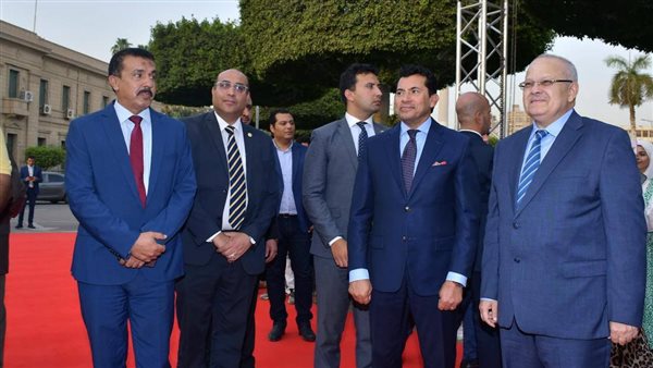 رئيس جامعة القاهرة