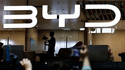 BYD الصينية تخفض مستهدف المبيعات مع تباطؤ النمو الاقتصادي