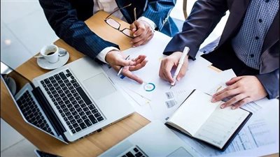 شروط التقديم ببرامج التدريب الصيفي لطلبة الجامعات بعدد من البنوك والمؤسسات الحكومية