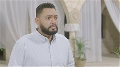 تقرير طبي يكشف إصابة نجل رجل أعمال بثقب في طبلة الأذن.. واتهام ابن الفنان أحمد رزق بالتعدي عليه