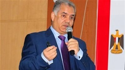 الدكتور ممدوح الدماطي بعد حصوله على جائزة الدولة التقديرية: ربنا وفقني وأسعى لمزيد من الإنجازات