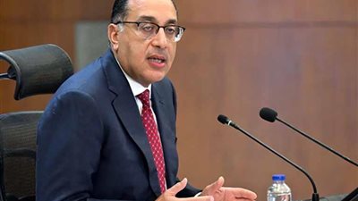 رئيس الوزراء يلتقي أعضاء المجلس التصديري وغرف الصناعات الكيماوية