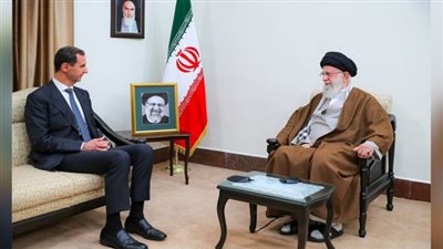 بشار الأسد يعزي خامنئي في وفاة رئيسي بطهران