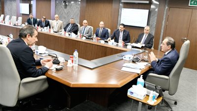 البترول: مخططات لتوصيل الغاز الطبيعي لـ 841 قرية بالمرحلة الأولى من مبادرة حياة كريمة