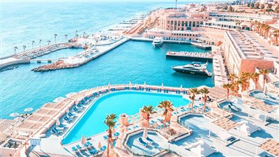 منتجع الباتروس سيتادل سهل حشيش يحصد جائزة المصري الأكثر مبيعا في السوق الصينية