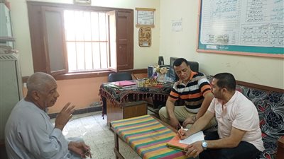 لم يحضر أحد.. إحالة مسؤولي 4 مدارس للتحقيق بعد تغيبهم عن العمل في قنا