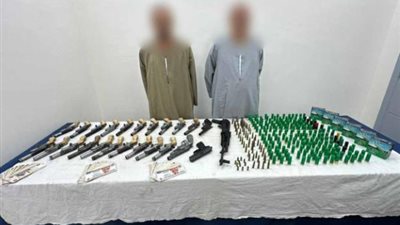 ضبط عنصرين إجراميين متهمين بالإتجار في الأسلحة النارية بشبراخيت