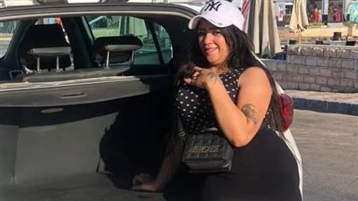 التحقيق مع البلوجر نستون لاتهامها ببث مقاطع خادشة للحياء 