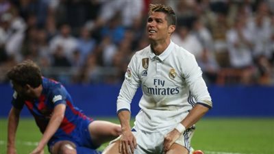 دموع مُحبطة وفرحة غامرة.. كيف مرت سنوات الفراق بين رونالدو وريال مدريد؟ 