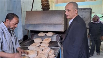 ضبط 7 أطنان أسمدة زراعية محظور تداولها وتحرير 110 محاضر لمخابز بلدية بالبحيرة