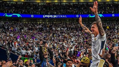 بعد اعتزال توني كروس.. من سيرتدي رقم 8 رفقة ريال مدريد؟