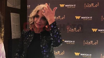 سوسن بدر والمخرج محمود رشاد يحضران العرض الخاص للوثائقي أم الدنيا 2