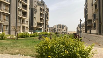 رئيس جهاز القاهرة الجديدة يوجه بطرح أماكن خدمية لتوفير احتياجات قاطني مشروع سكن مصر 