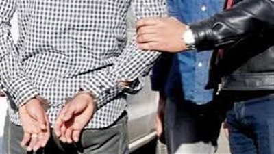 القبض على عنصر إجرامي بحوزته سلاح وحشيش وشابو بالأقصر