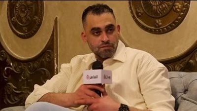 بعد تعرضه لوعكة صحية.. نقل الفنان أحمد جلال عبد القوي من محبسه إلى المستشفى | بث مباشر