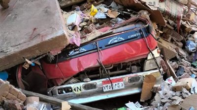 مكون من 5 طوابق.. انهيار عقار بالدقهلية وجارٍ البحث عن مصابين أو وفيات