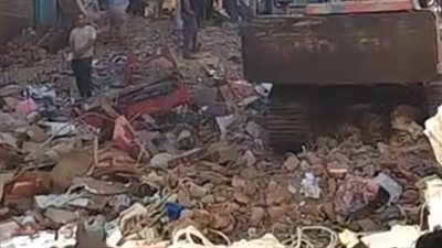 انهيار عقار في منطقة كامب شيزار بالإسكندرية