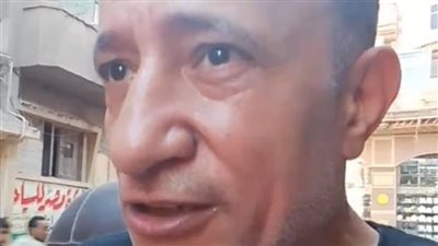 شاهد عيان على انهيار عقار ميت غمر بعد اصطدامه بونش أثاث: توقعت انهيار البيت وحذرت صاحبه| بث مباشر