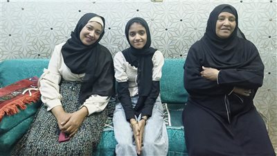 أمي سر تفوقي.. الأولى على الشهادة الإعدادية بأسوان: نفسي أطلع طبيبة