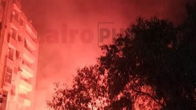 الحماية المدنية تسيطر على حريق بأرض فضاء بشارع الهرم | بث مباشر