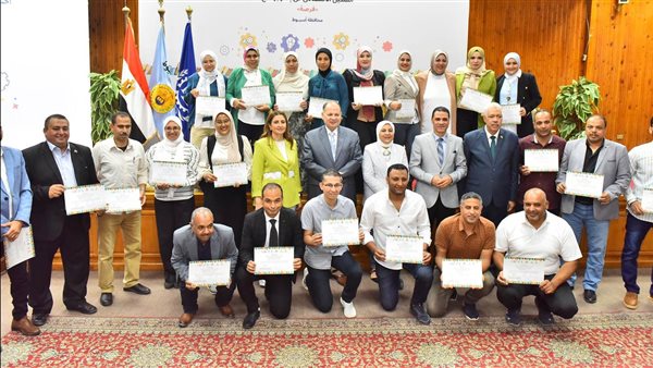 محافظ أسيوط