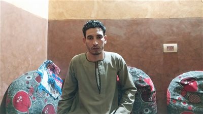 بعد الحكم بالسجن على المتهم.. والد صغير توفي بحقنة خطأ على يد طبيب صيدلي بسوهاج: الحكم برد ناري