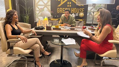 بدء تصوير مسلسل أزمة ثقة بطولة هاني عادل ونجلاء بدر |صور