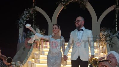 أول صور من حفل زفاف الفنانة جميلة عوض وأحمد حافظ 