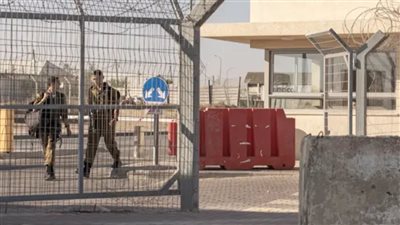 ارتدوا حفاضات وكسرت ضلوعهم.. تحقيق يكشف عن جرائم مروعة بحق الأسرى الفلسطينيين في معتقل سديه تيمان الإسرائيلي