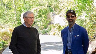 الشيخ طحنون بن زايد يلتقي بيل جيتس لبحث الشراكة في مجال التكنولوجيا المتقدمة