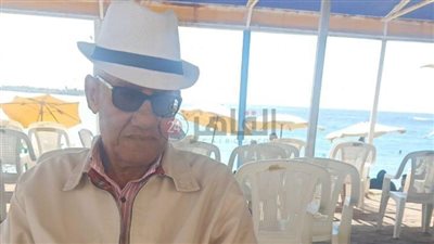 خبرة 60 سنة.. عم جمعة أقدم مصوراتي بشط الإسكندرية: التصوير بالنسبالي فاكهة ولكن الوضع تغير