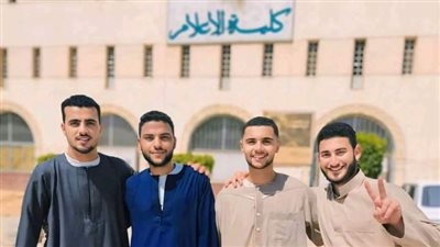 بالجلابية الفلاحي والصعيدي.. طلاب إعلام الأزهر يثيرون إعجاب السوشيال ميديا بزي حفل تخرجهم