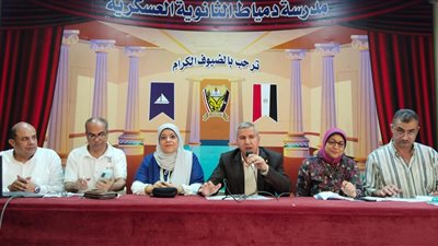مدير تعليم دمياط لـ رؤساء لجان الثانوية العامة: الطلاب أمانة في أعناقنا