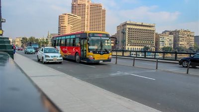 محافظ القاهرة: زيادة عدد أتوبيسات النقل العام ببعض المناطق خلال عيد الأضحى