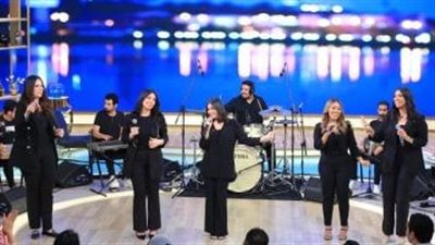 بنات مصريات يقدمن الأغنيات القديمة بتوزيعات مختلفة.. من هي فرقة كايروتا؟