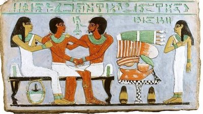 احتفالا بعيد الأضحى.. المتحف المصري بالتحرير يعرض لوحات عليها نقش لفرقة موسيقية من عهد الدولة القديمة| صور 