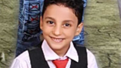 كان بيشتري شوكولاتة.. مصرع صبي في حريق التهم سوبر ماركت بالفيوم