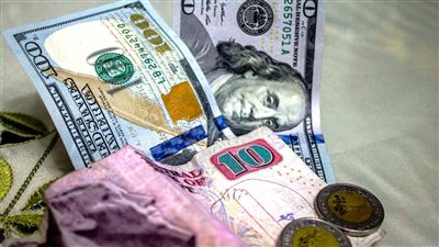 تراجع سعر الدولار في مصر وعالميا مساء اليوم الاثنين 17 مارس 2025