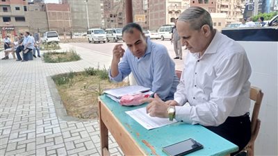 وكيل تعليم كفر الشيخ يتفقد مركز توزيع صناديق أسئلة امتحانات شهادة الثانوية العامة بالمحافظة